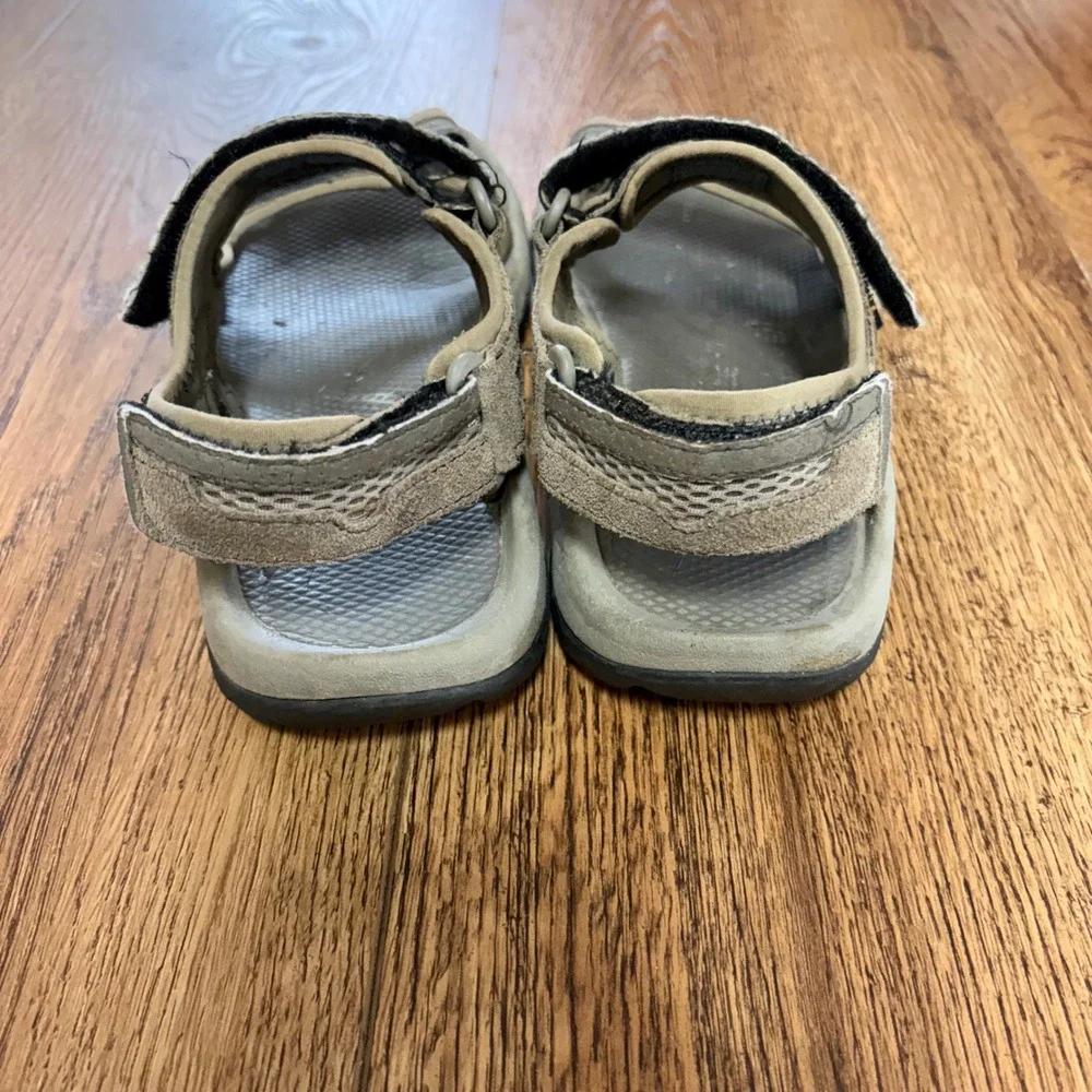 Teva Hudson Hiking Sandals Mens 8 Beige Suede Comfort Walking Shoes Adjustable